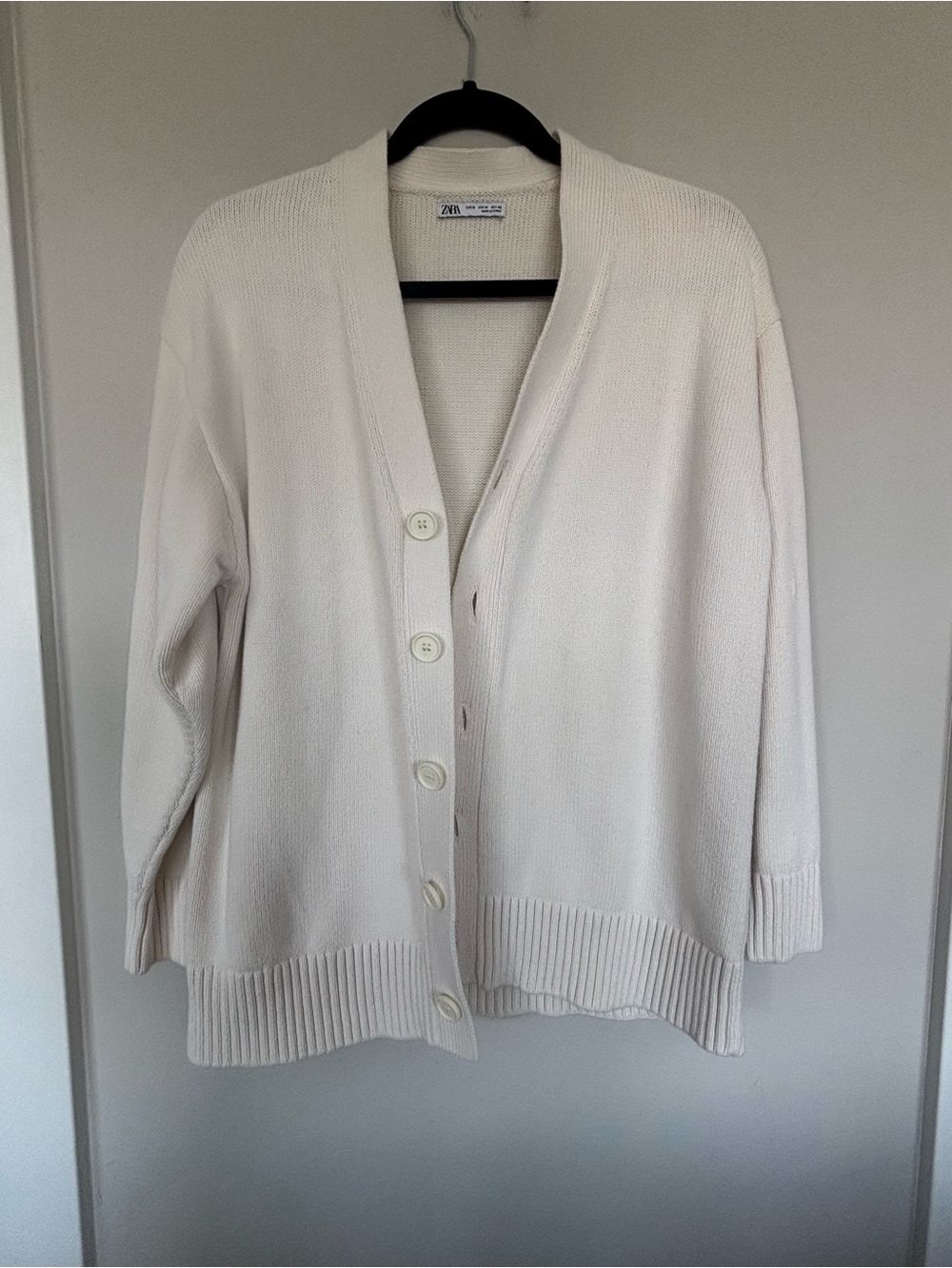 Zara Off-White Button-Up V-Neck Cardigan